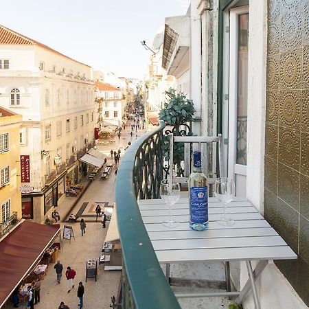 Chic 1-Bed Flat With Balcony, View And Workspace, 5Mins To Santa Justa Lift Lisbon Exterior photo